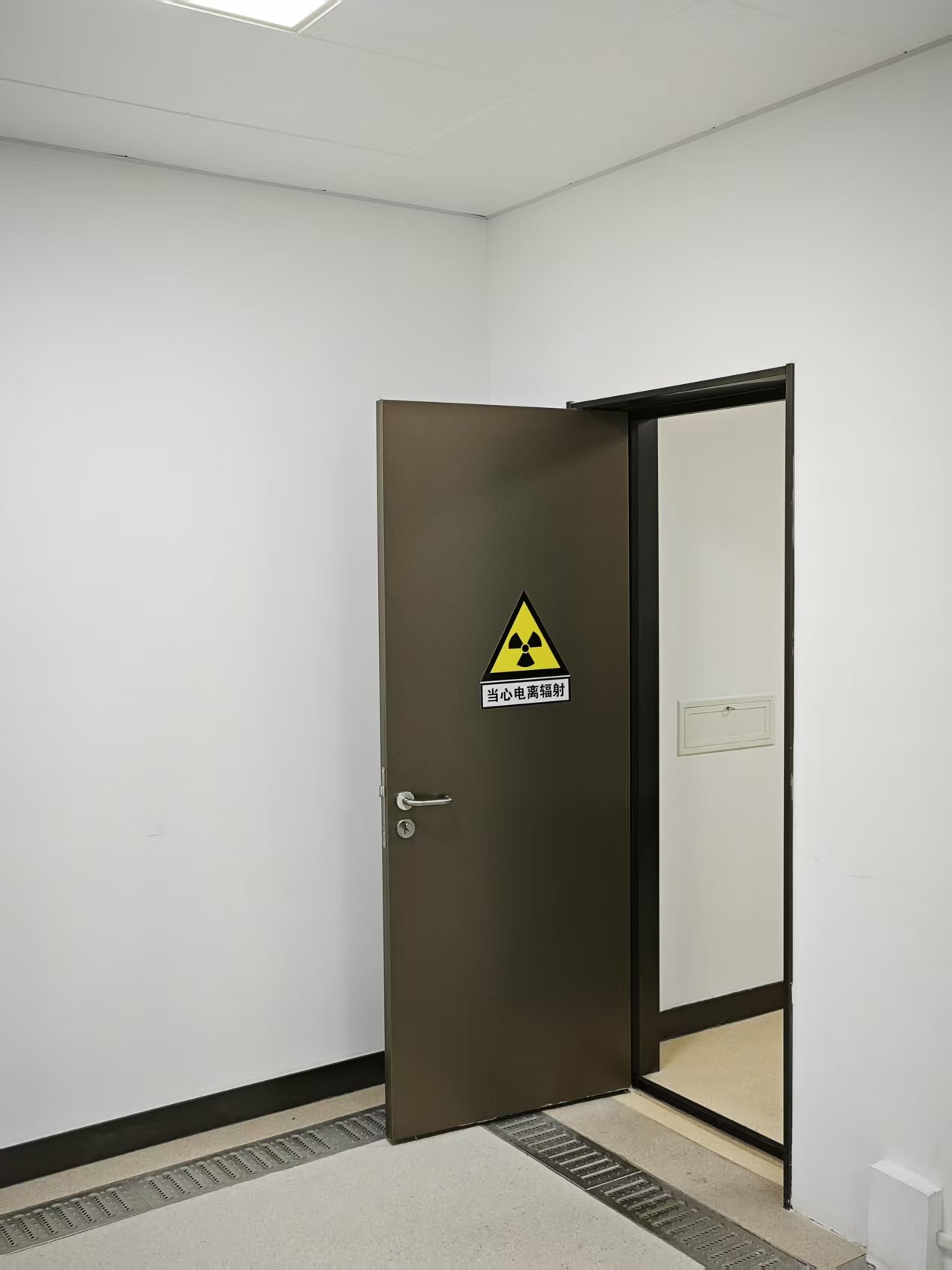 定西CT室手动单开防护铅门